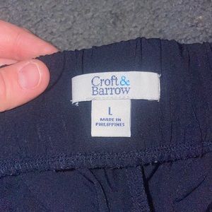 Size Large Croft & Barrow Navy Joggers.